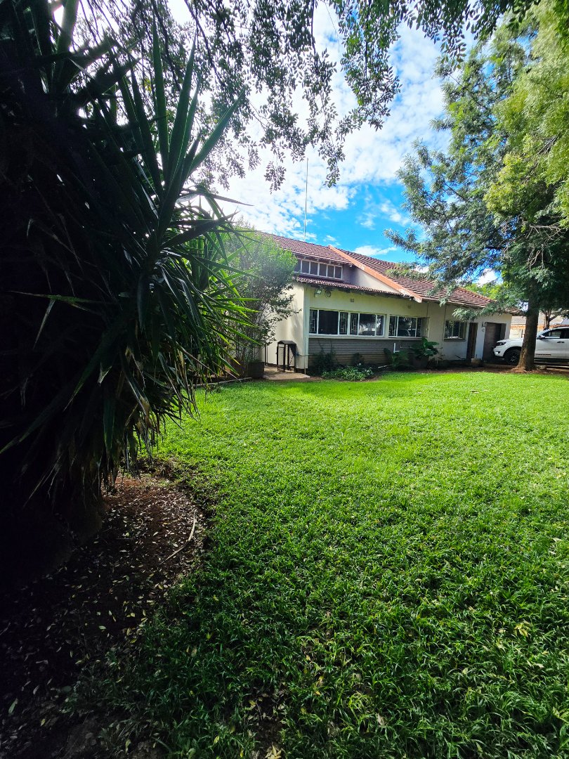 5 Bedroom Property for Sale in Flamwood North West